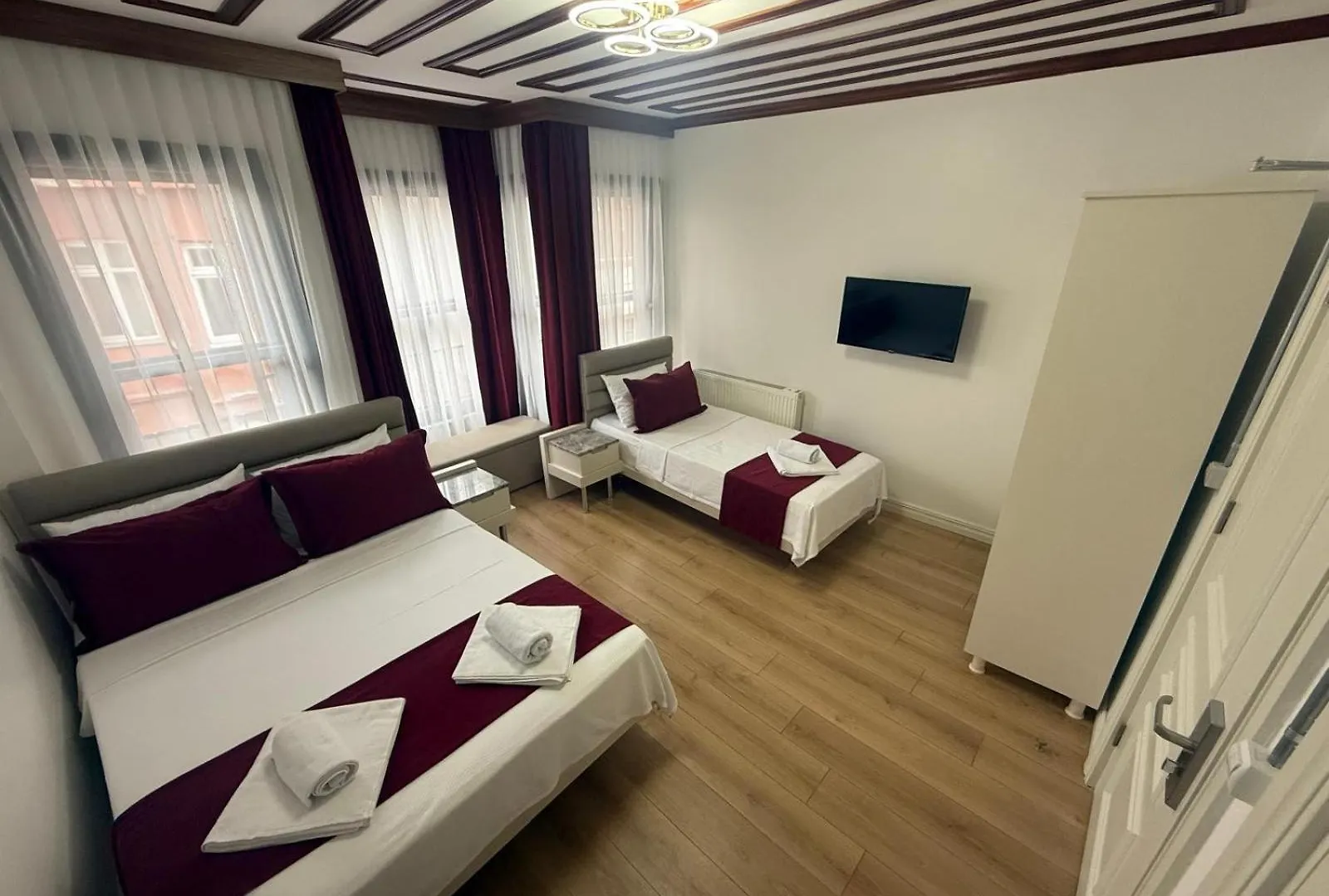Neo Konak Istanbul 0*,