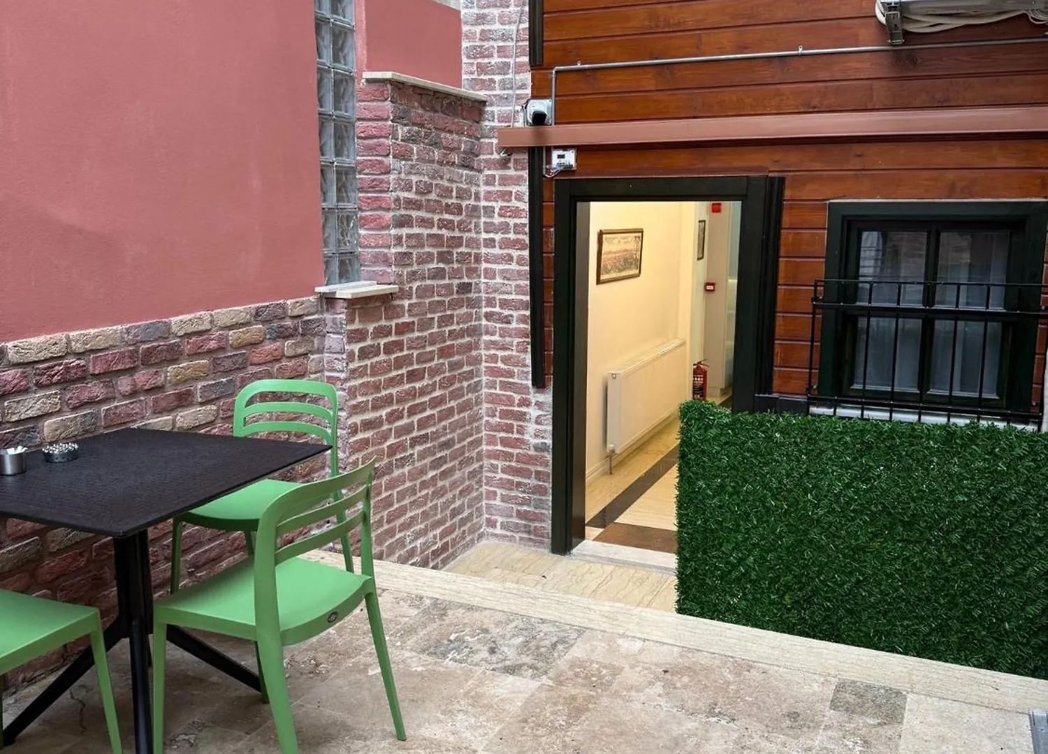 Neo Konak Istanbul Hotel